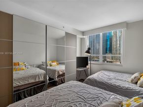 801 Brickell Key Blvd 2502, Miami FL 33131