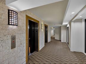 801 Brickell Key Blvd 2502, Miami FL 33131