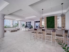 801 Brickell Key Blvd 2502, Miami FL 33131