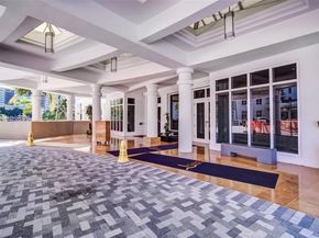 801 Brickell Key Blvd 2502, Miami FL 33131