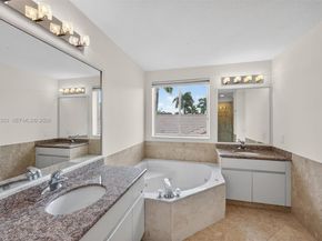 1115 Camellia Cir, Weston FL 33326