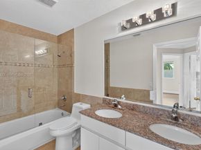 1115 Camellia Cir, Weston FL 33326