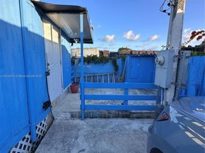 3520 NW 79th St - f622, Miami FL 33147