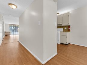 430 NW 214th St 103, Miami Gardens FL 33169