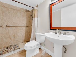 430 NW 214th St 103, Miami Gardens FL 33169