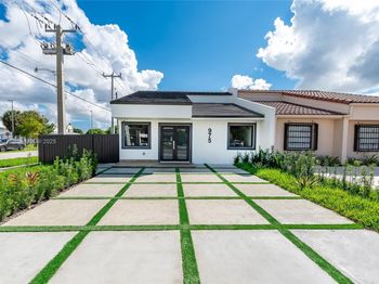 975 SW 89th Ave
