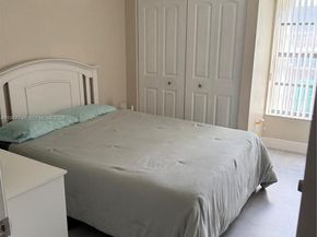 1312 SW 135th Pl, Miami FL 33184