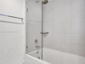 2602 E Hallandale Beach Blvd R906, Hallandale Beach FL 33009