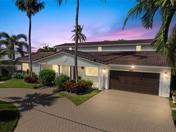 4011 NE 26th Ave, Lighthouse Point FL 33064