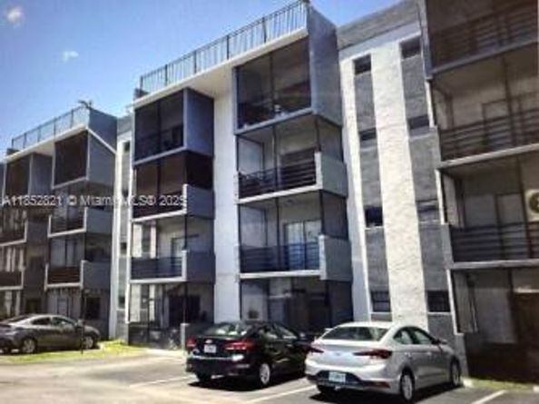13500 NE 3rd Ct 309, North Miami FL 33161