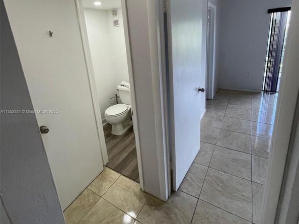 13500 NE 3rd Ct 309, North Miami FL 33161