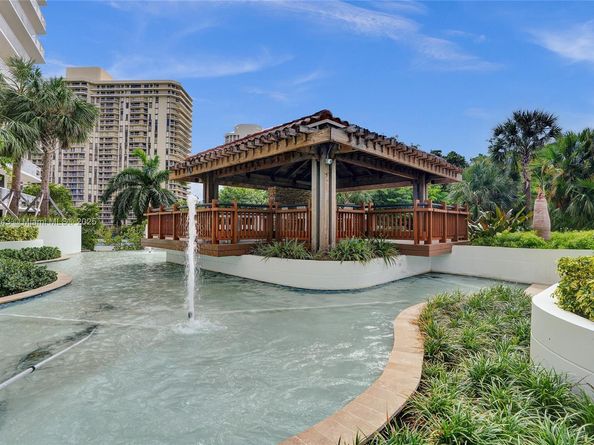 20281 E Country Club Dr 1712, Aventura FL 33180