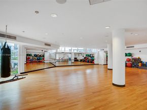 20281 E Country Club Dr 1712, Aventura FL 33180