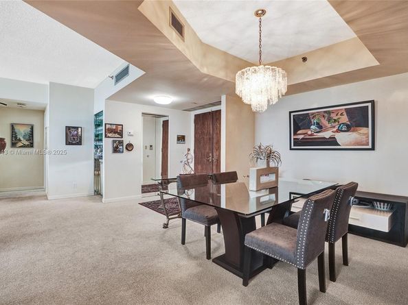 20281 E Country Club Dr 1712, Aventura FL 33180