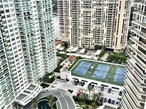 20281 E Country Club Dr 1712, Aventura FL 33180