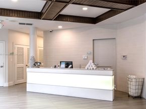 20281 E Country Club Dr 1712, Aventura FL 33180