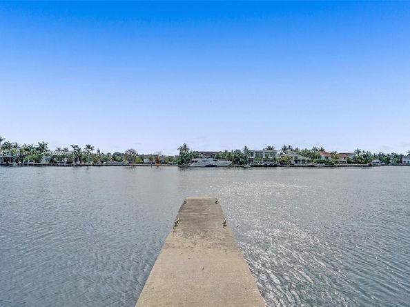 20281 E Country Club Dr 1712, Aventura FL 33180