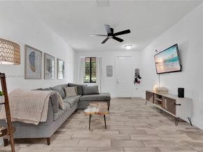 3374 NW 5th St, Pompano Beach FL 33069