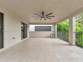 3374 NW 5th St, Pompano Beach FL 33069