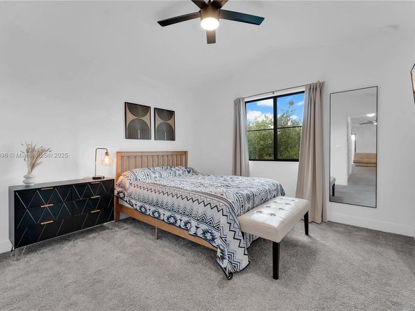 3374 NW 5th St, Pompano Beach FL 33069