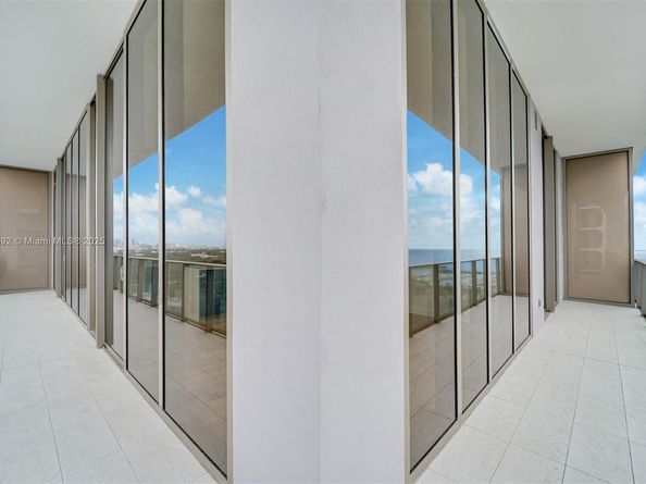 2655 S Bayshore Dr 1709, Miami FL 33133