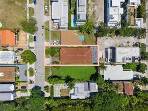 30 SW 21st Rd, Miami FL 33129
