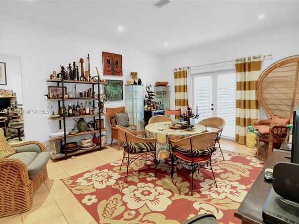 100 SW 30th Rd, Miami FL 33129