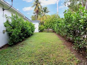 100 SW 30th Rd, Miami FL 33129