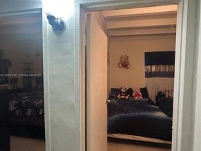 1080 NW 121st St, North Miami FL 33168