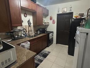 1080 NW 121st St, North Miami FL 33168