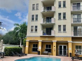 9021 SW 94th St 707, Miami FL 33176