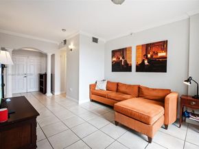 9021 SW 94th St 707, Miami FL 33176