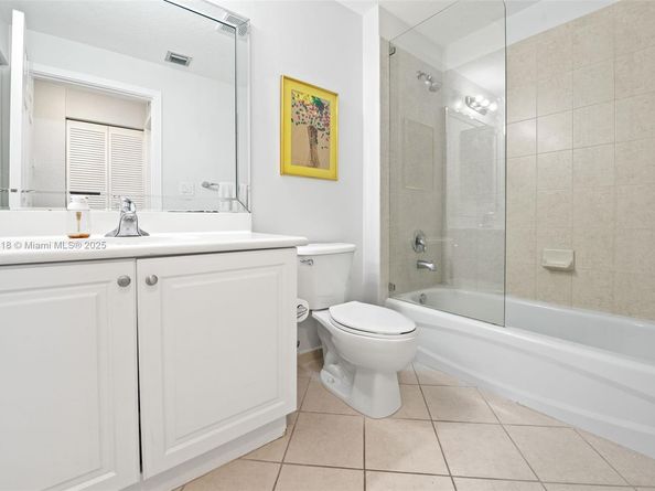 9021 SW 94th St 707, Miami FL 33176