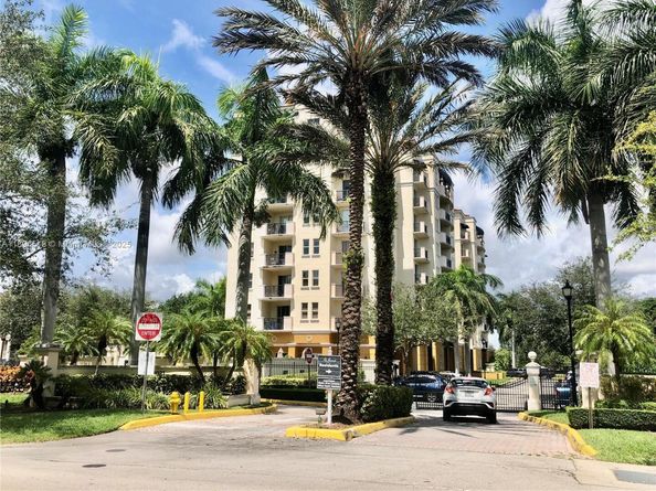 9021 SW 94th St 707, Miami FL 33176