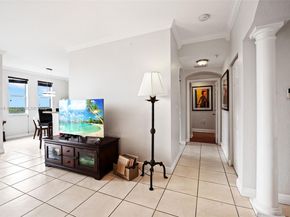 9021 SW 94th St 707, Miami FL 33176