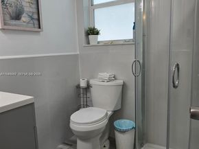 2733 Washington St, Hollywood FL 33020