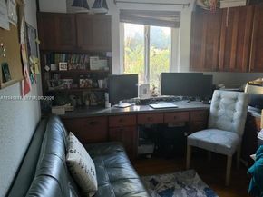 2733 Washington St, Hollywood FL 33020