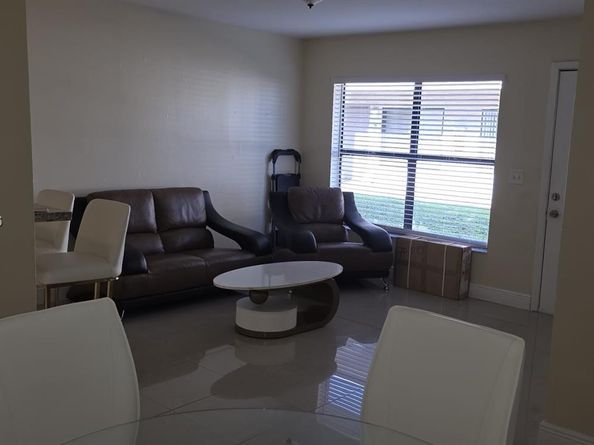 15304 SW 72nd St 2814, Miami FL 33193