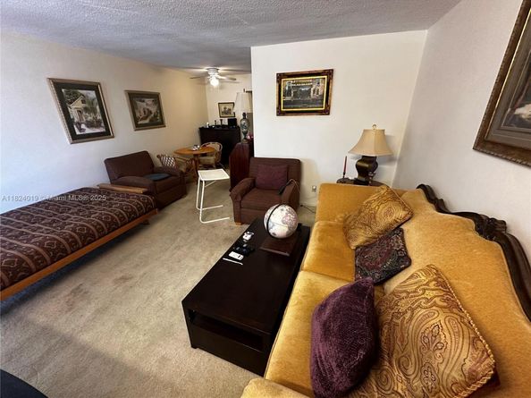 Undisclosed Address #A11824019, Fort Lauderdale FL 33308