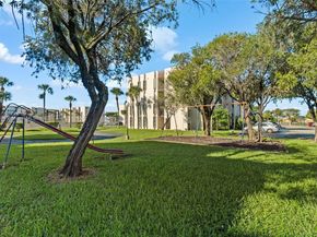 9441 SW 4th St 204, Miami FL 33174