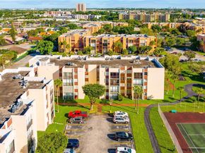 9441 SW 4th St 204, Miami FL 33174