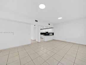 1285 W 42nd Pl, Hialeah FL 33012