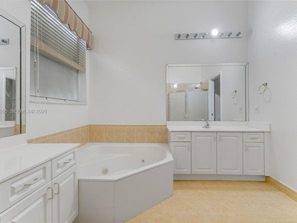 13148 SW 23rd St, Miramar FL 33027