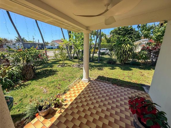 9971 SW 41st Ter, Miami FL 33165