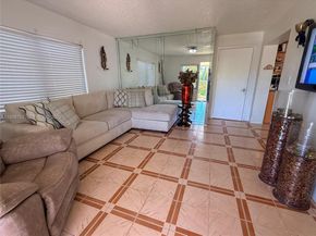 9971 SW 41st Ter, Miami FL 33165