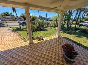 9971 SW 41st Ter, Miami FL 33165