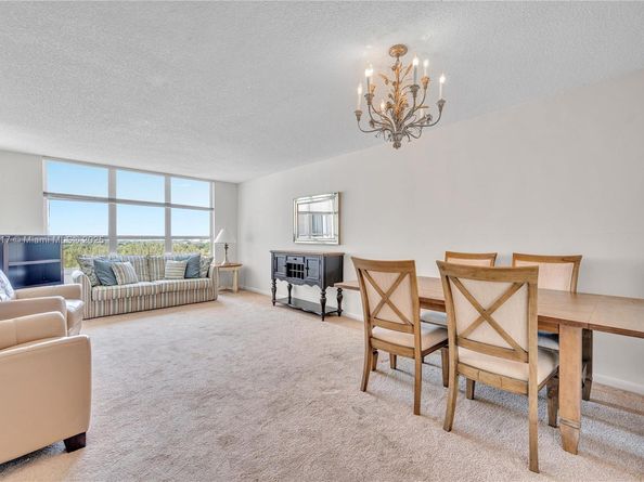 4101 Pine Tree Dr 707, Miami Beach FL 33140