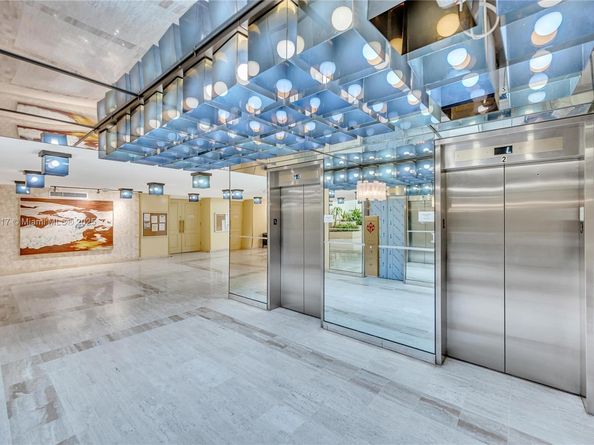 4101 Pine Tree Dr 707, Miami Beach FL 33140