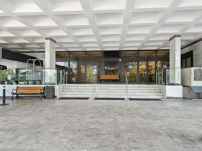 4101 Pine Tree Dr 707, Miami Beach FL 33140