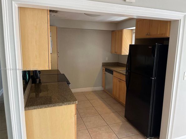 3600 SW 2nd St, Fort Lauderdale FL 33312